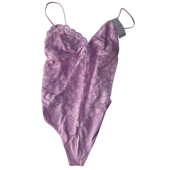b.tempt'd by Wacoal Lace Kiss Bodysuit Lavender Pink Floral Mesh Thong XL NWT - Picture 4 of 10